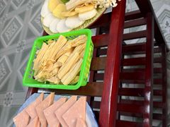 -一品山珍野生菌养身火锅(瑞丽市文蚌路店)
