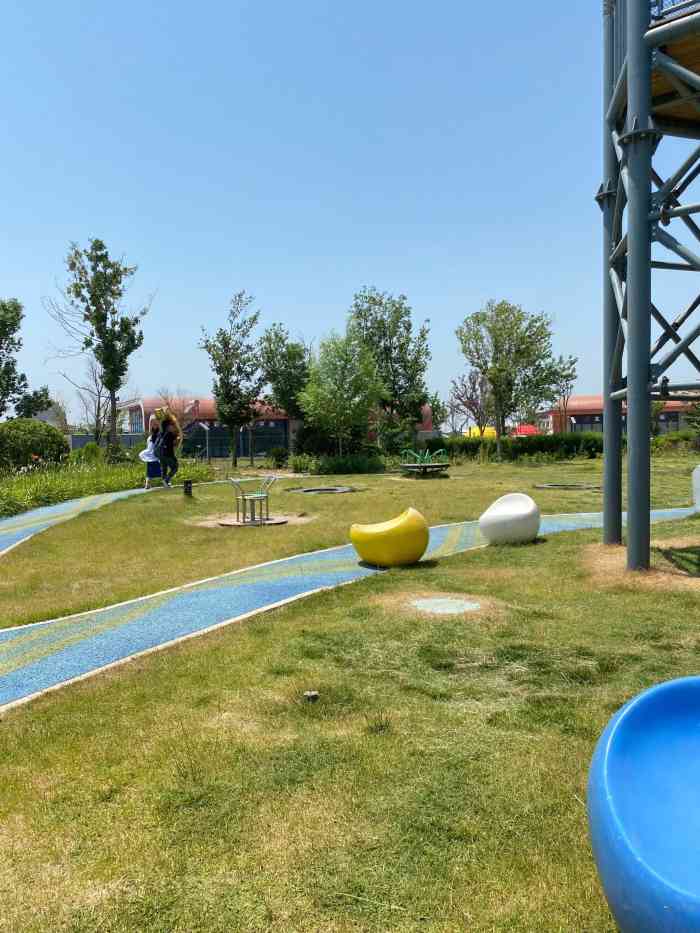 爱弥儿亲子乐园-"去住白鹭的森林民宿的路上,为了打发时间来.