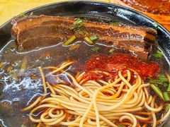 -小龙大肉面馆