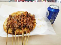 -巴汗羊肉串烧烤店
