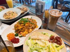 -上海和平饭店维克多咖啡厅 Victor's
