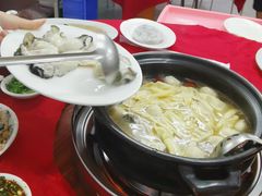 -花苑美食横琴生蚝火锅(拱北粤华路店)