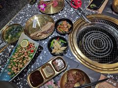 -黑牛の場烤肉(摩天活力城店)