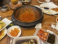 -喇喇排骨火锅·传统韩式脊骨汤(望京西园总店)