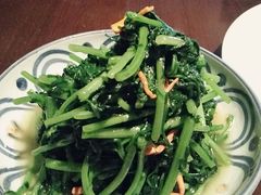 虫草花炒茼蒿-湖滨28中餐厅·西湖宴·杭州君悦酒店