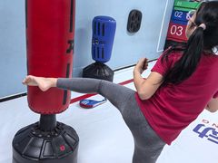 -嗨动跆拳道体能馆(菜百店)