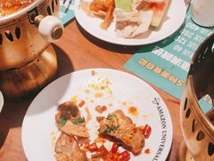 -亚马逊环球美食百汇(新城吾悦广场店)