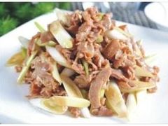 葱爆羊肉-白天鹅家宴·东北菜