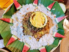 基诺五彩手抓饭-基诺山寨.版纳民族特色菜