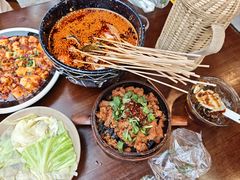 -谢老五跷脚牛肉·非遗传承店