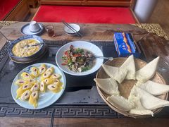 -三锅莊·牦牛肉火锅·香格里拉特色藏餐宴请餐厅(菱角塘路店)