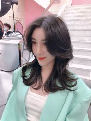 -银星女王公园发型艺术沙龙