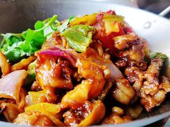 干锅牛蛙-吴越荣记苏州菜·松鼠桂鱼(月光码头店)