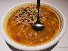 金针菇酸汤肥牛-巴蜀风月·聚会团建·生日宴(宝安店)