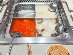 -海底捞火锅鲜切牛肉主题店(长寿路店)