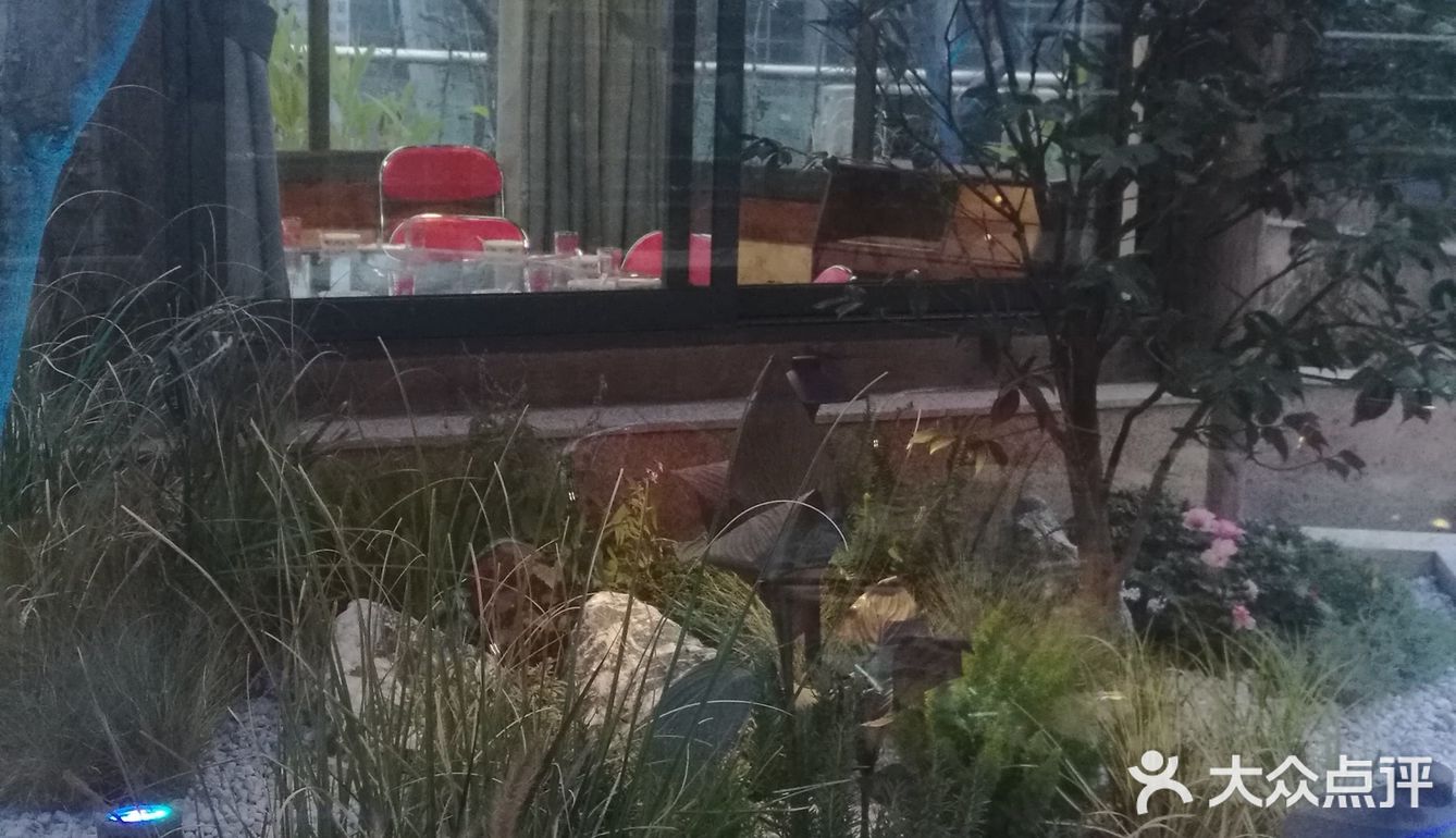 解放碑的天台花园餐厅