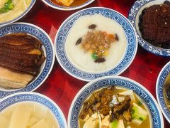 -蓝田九大碗民俗食府(蓝田店)