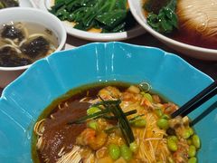 -松鹤面馆·古法焖肉面(观前店)