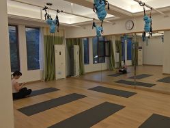 -依灵瑜伽普拉提连锁