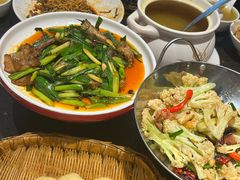 -万重锦·人文川菜馆(骡马市店)