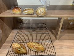 -沁屋面包店(人民东路店)