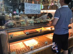 面包甜点陈列柜-泸溪河桃酥(秦淮夫子庙一店)