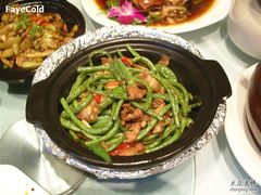 长豆角炒肉-鄱阳湖·江西小炒·瓦罐煨汤(五道口店)
