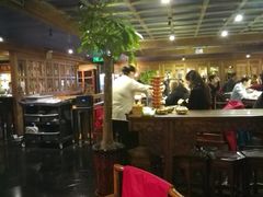 大堂-那家小馆•北京菜•烤鸭(中关村店)