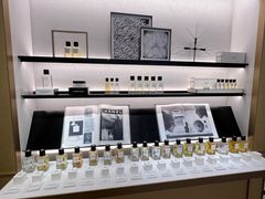 -Chanel(德基广场店)