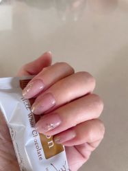 -爱空间美睫健康美甲