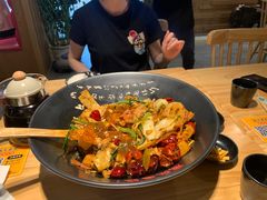-风光老灶麻辣香锅(大成路翠微百货店)