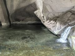 -伍山石窟