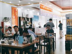 大堂-杨记老门框百年卤煮(回龙观文华西路店)
