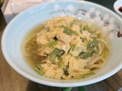 -方国老头包子·39年威海本地老字号•小船海鲜疙瘩汤