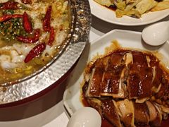 -姚姚酸菜鱼·金戈戈香港豉油鸡(喜荟城联名店)