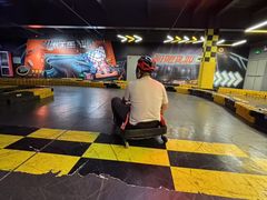 -极限PLAY运动娱乐新世界·团建派对表演休闲馆·室内高空游乐园