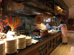 自助取餐区-OPEN開全日自助餐厅·牛肉火锅·海鲜(佛山希尔顿酒店)