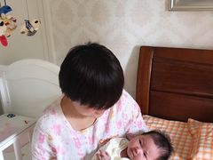 -爱的果实月嫂育婴师(世纪东方店)
