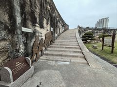 -石炮台公园