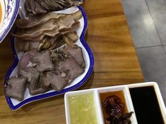 -秦韵轩·西安小馆(贻成福地广场店)