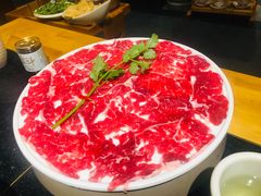 现切黄牛肉-一斗火锅·招财羊毛肚(泰吉滨江店)