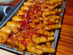 火辣鸡爪-恩你小木屋米酒店(安盛店)