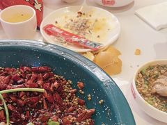 -渔香岛美蛙鱼头火锅(黔灵山公园店)