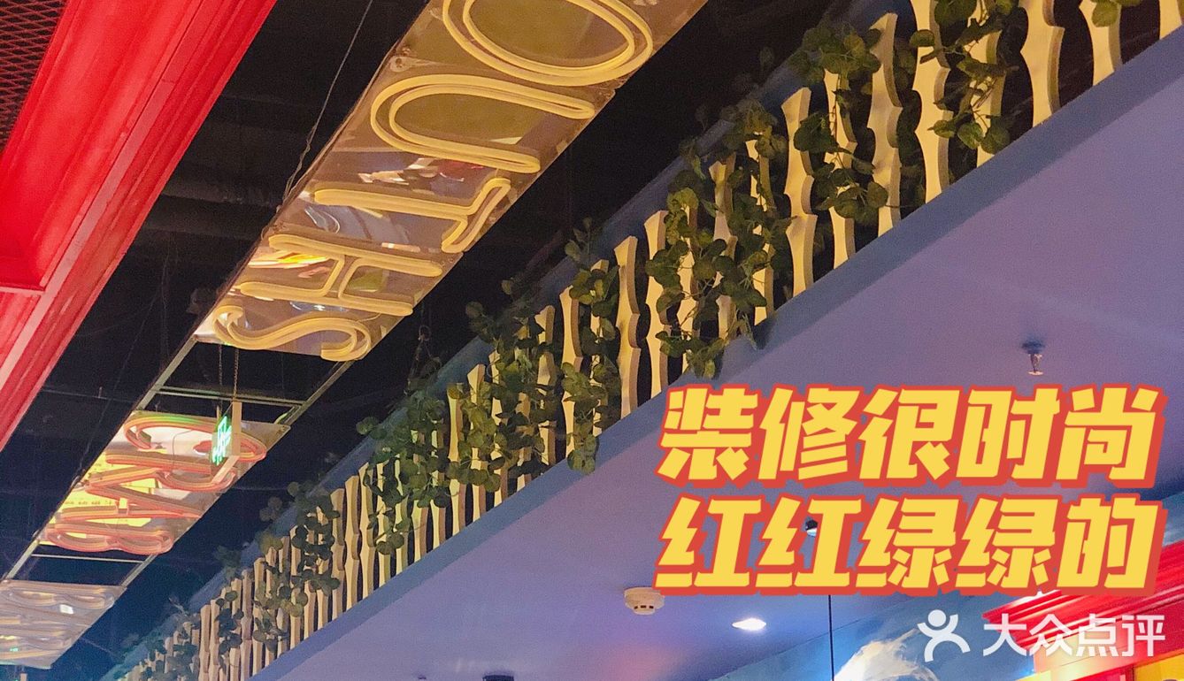 人均60多嘴肉蟹煲的鸡爪煲好吃到爆炸