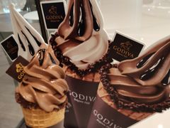 经典巧克力软冰激-GODIVA(国际金融中心店)