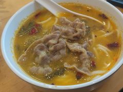 -三千粉牛肉米粉(来客茂店)