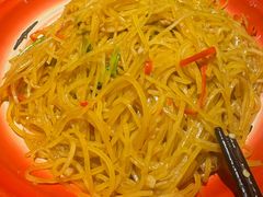 -先启半步颠小酒馆(虹桥龙湖天街店)