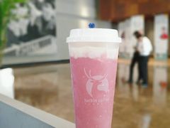 芭乐芝士红宝石茶-瑞幸咖啡(艺树家工场店)