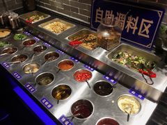 自助调料区-袁老四火锅店(桐丘南路店)