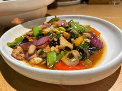 -头上红煨盐鸡·非遗院子餐厅